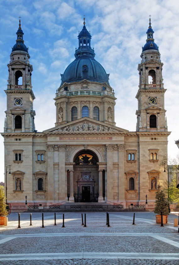 budapest - st. stephen's basilica